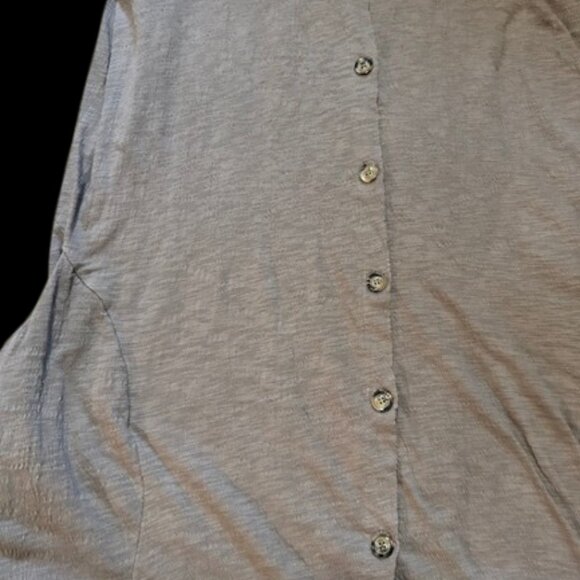 Large to xLarge Long Sleeveless dress. - Picture 2 of 7